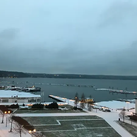 Ilmastoitu 55 M2 Huoneisto Saunalla Lahden Satamassa