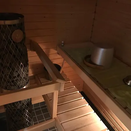 Ilmastoitu 55 M2 Saunalla Lahden Satamassa